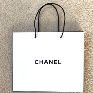 CHANEL White Shopping Bag NEW & Unused